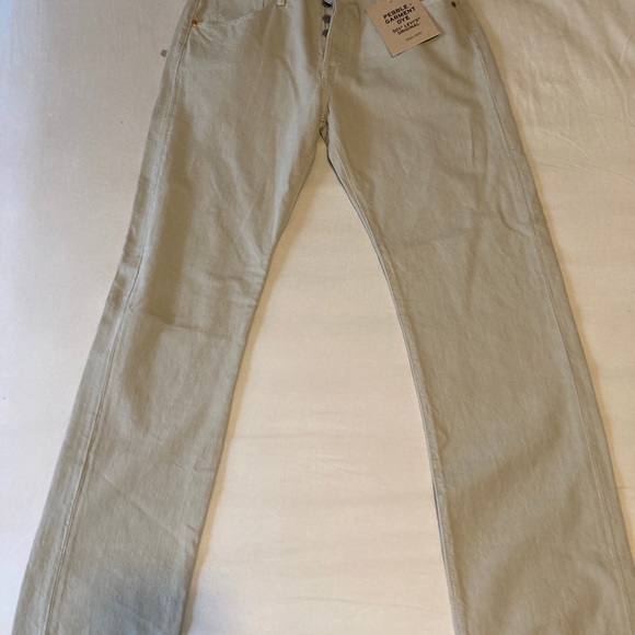 Kakhi Levi’s jeans - Picture 3 of 3